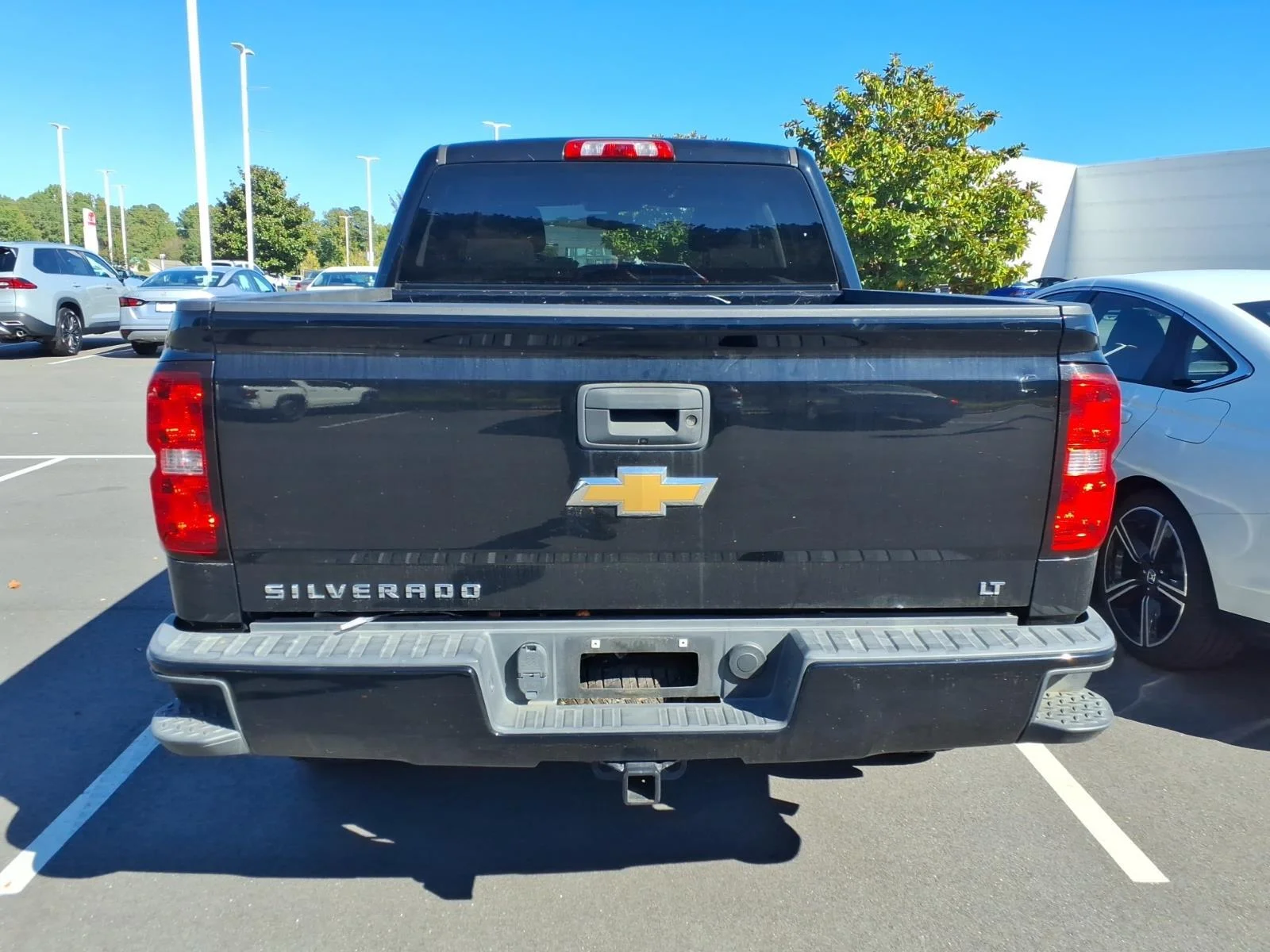 Used 2018 Black Chevrolet LT image 5