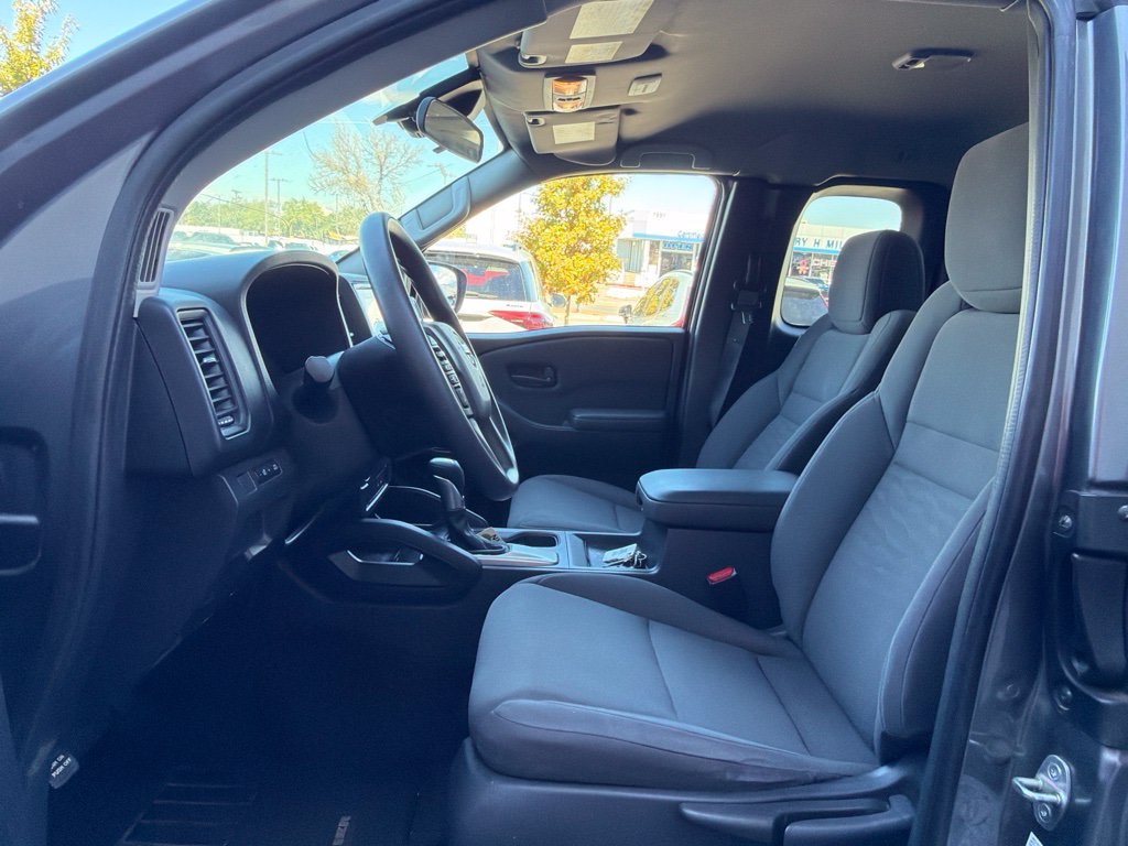 Used 2022 Gray Nissan S image 13
