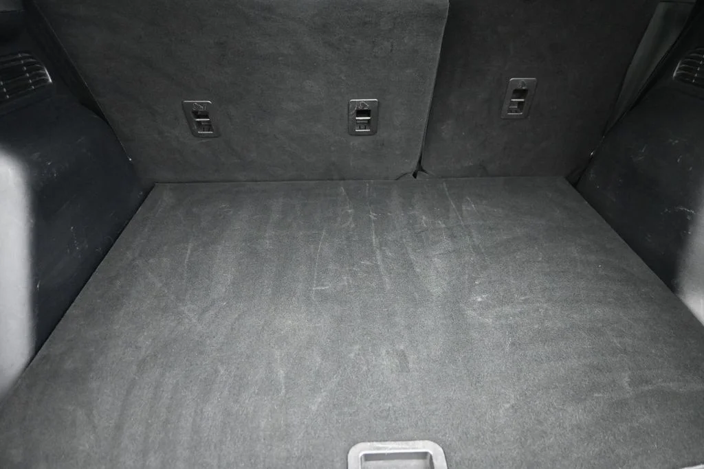 Used 2023 Silver Ford Platinum image 11