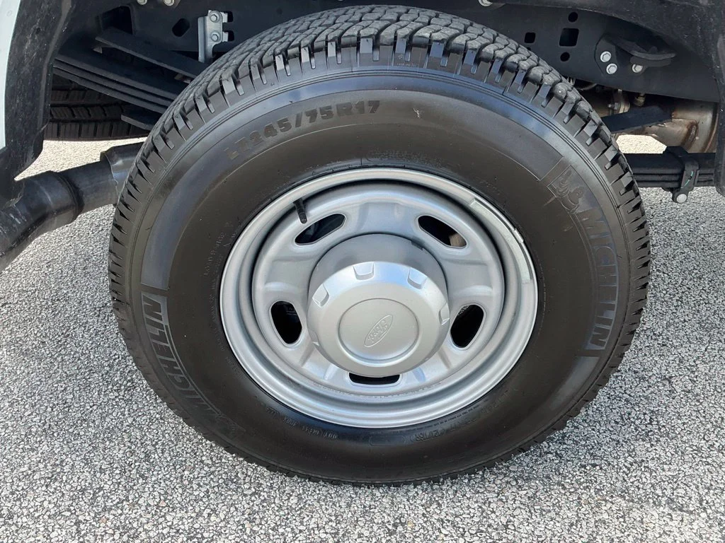 Used 2026 White Ford XL image 19