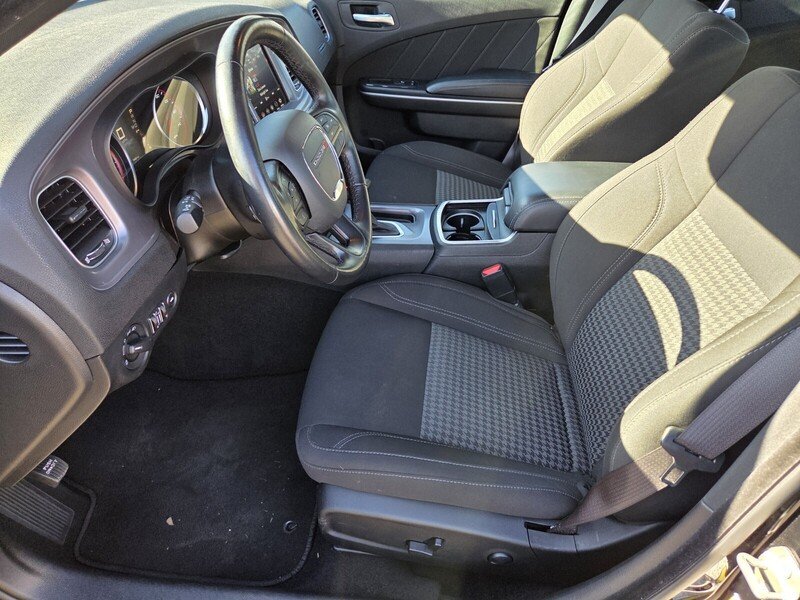 Used 2023 Black Dodge SXT image 14