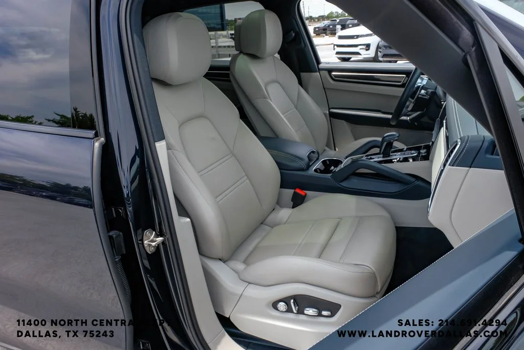 Used 2021 Moonlight Blue Metallic Porsche S image 37