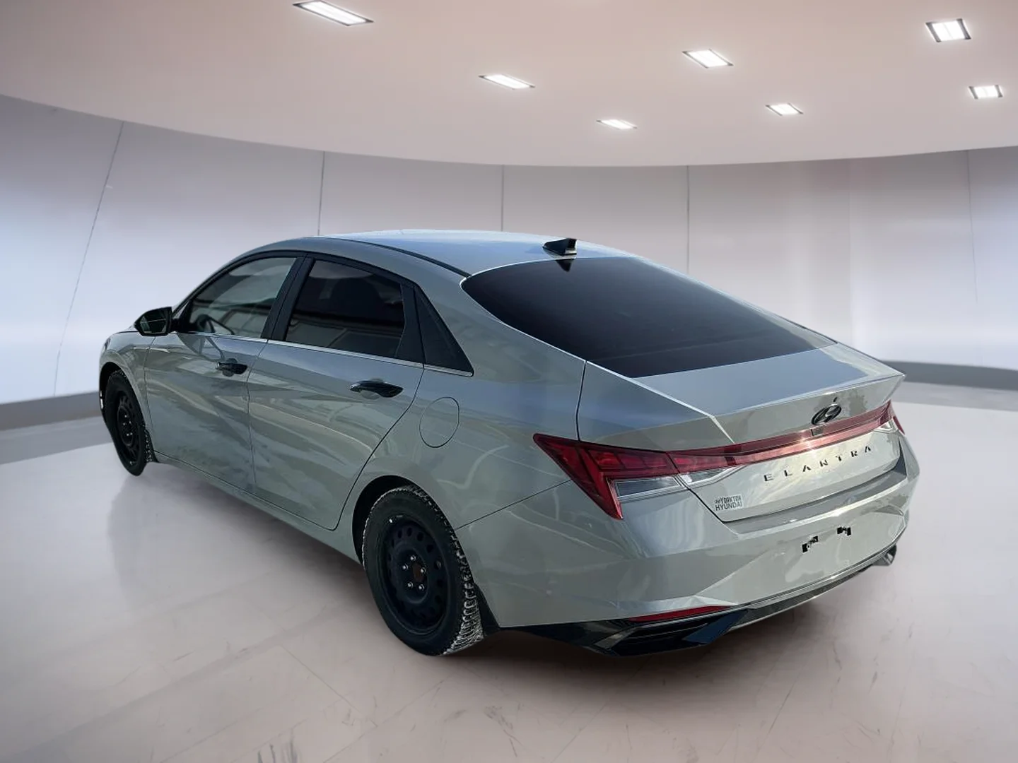 Used 2022 Grey Hyundai Ultimate image 4