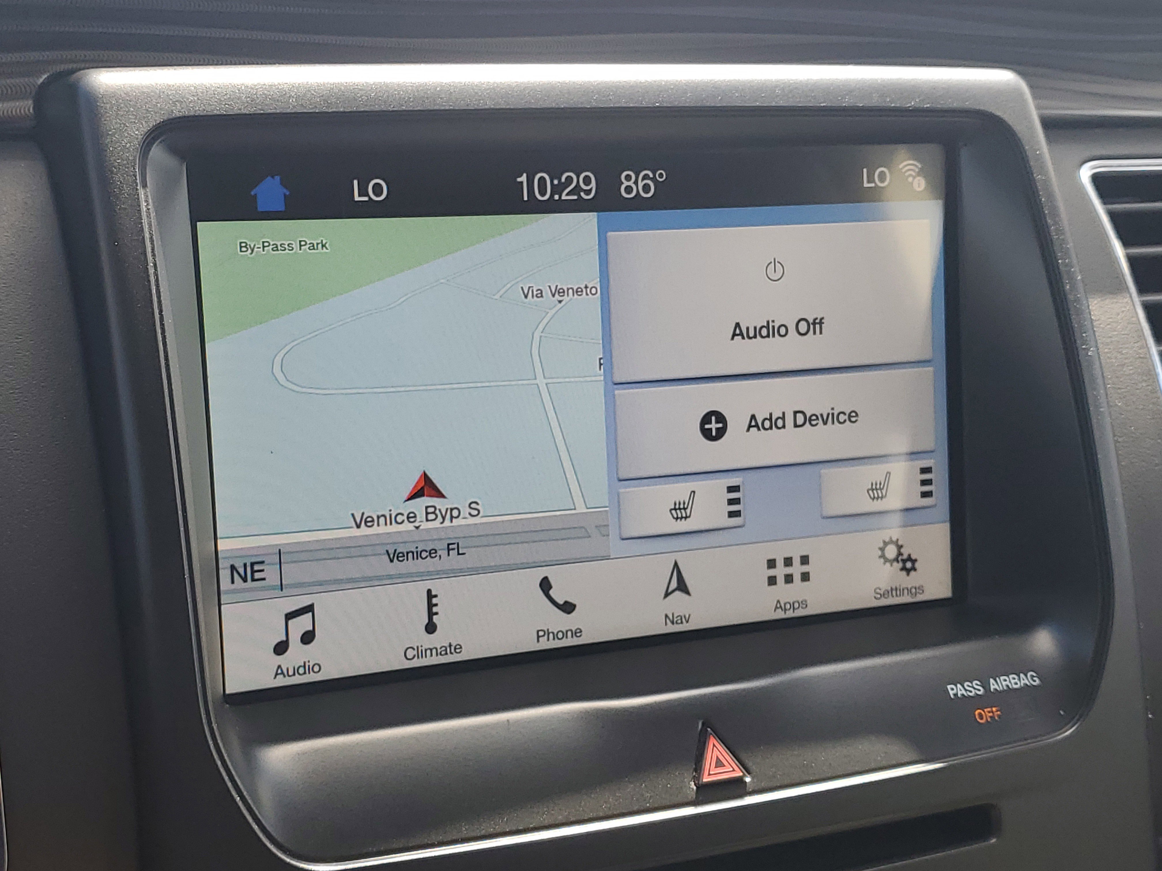 Used 2019 Oxford White Ford SEL image 28