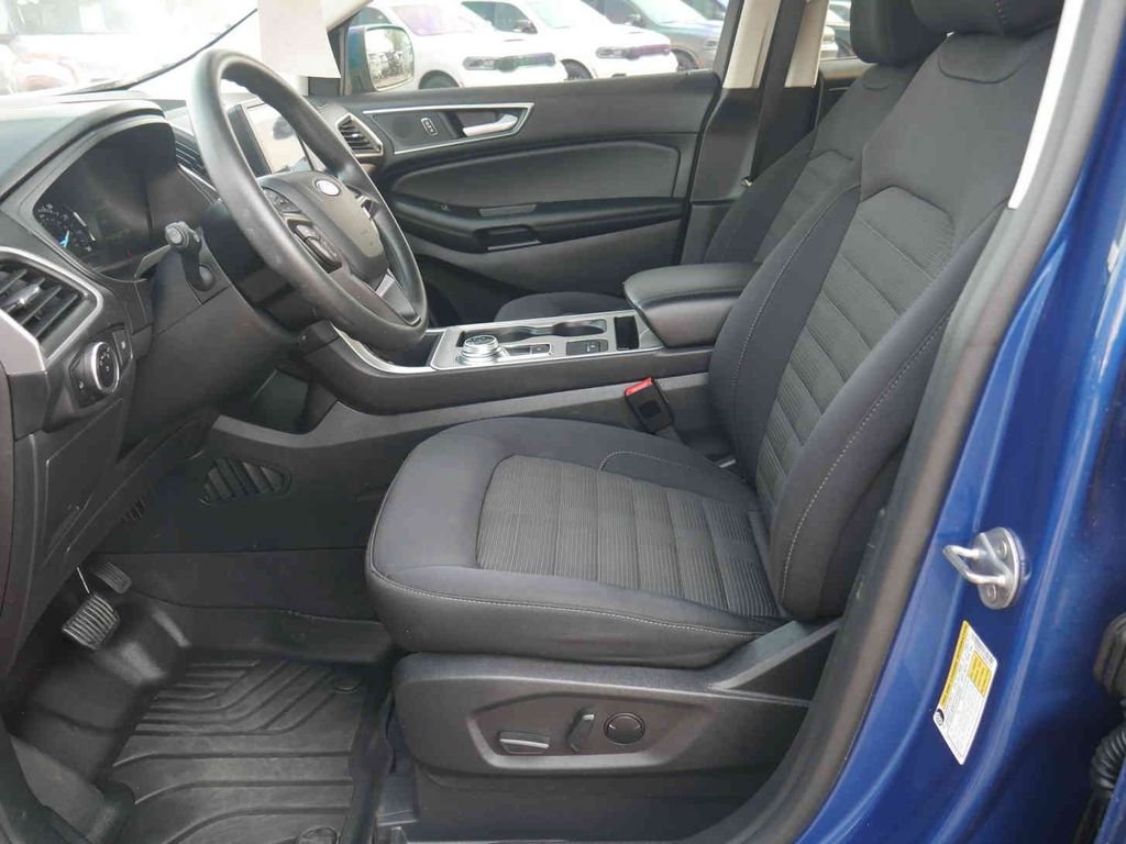 Used 2024 Blue Ford SEL image 25