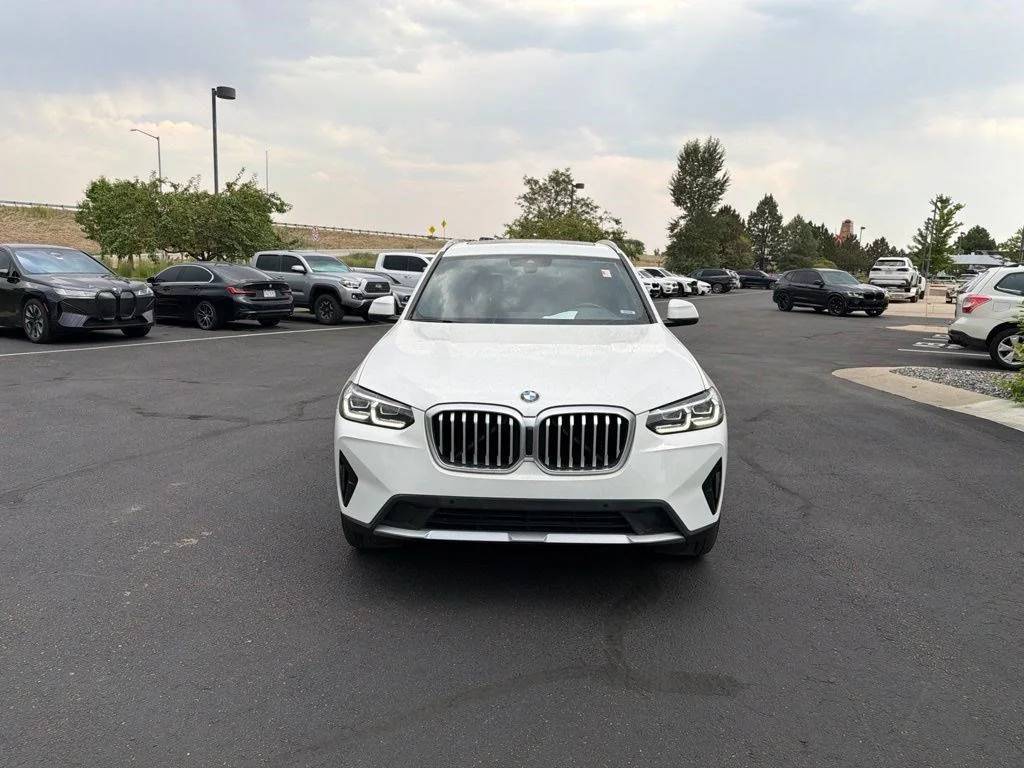 Used 2023 Alpine White BMW xDrive30i image 8