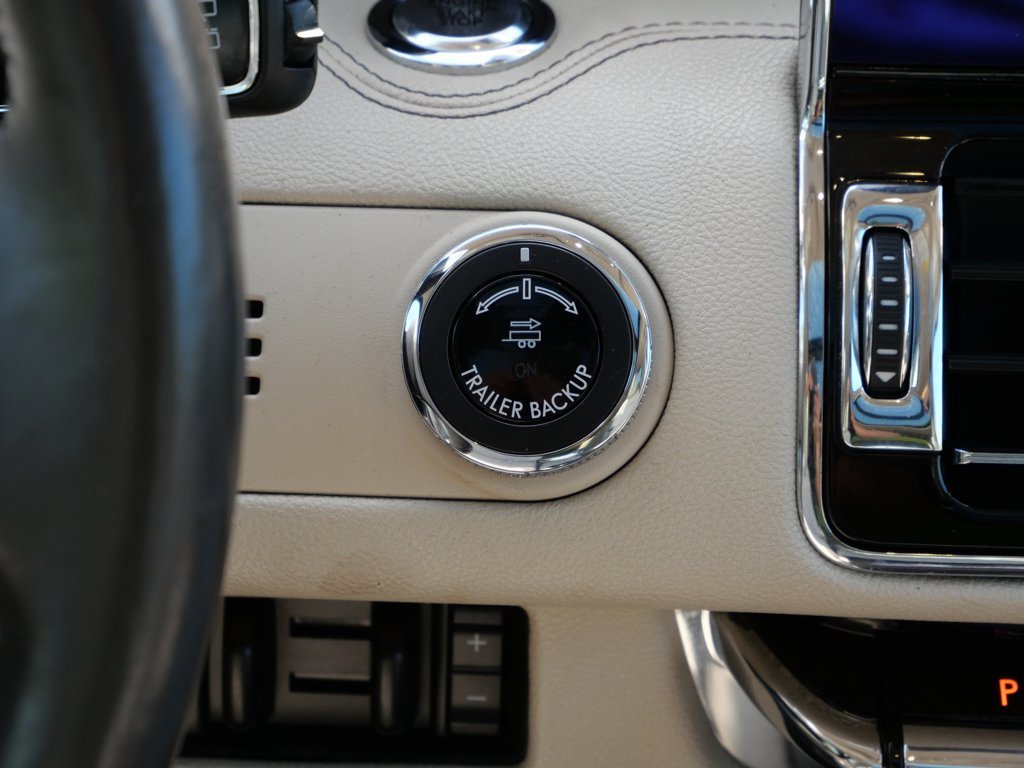 Certified Used 2019 Blue Lincoln Reserve image 20
