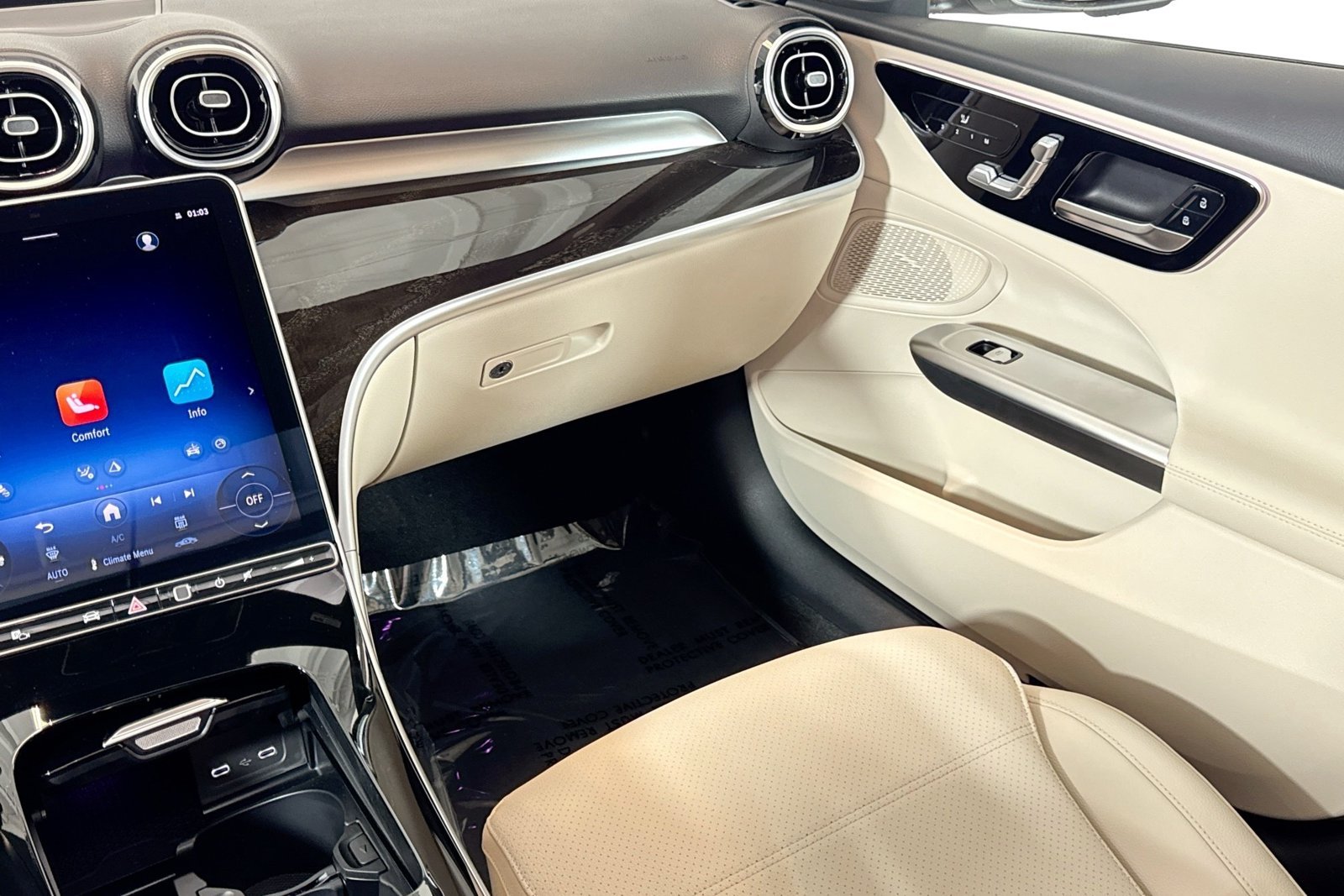 New 2026 Polar White Mercedes-Benz C 300 image 21