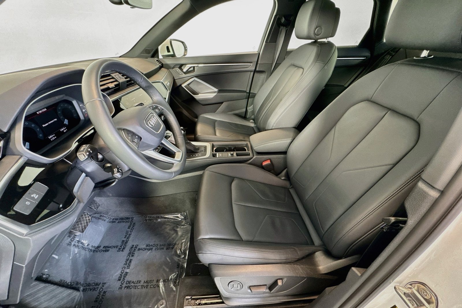 Used 2025 Arkona White Audi S line Premium image 19