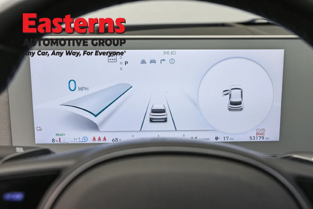 Used 2023 Black Hyundai Limited image 19