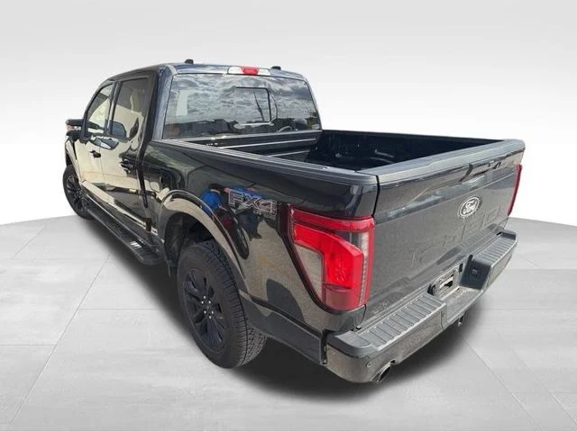 Used 2025 Black Ford XLT image 3