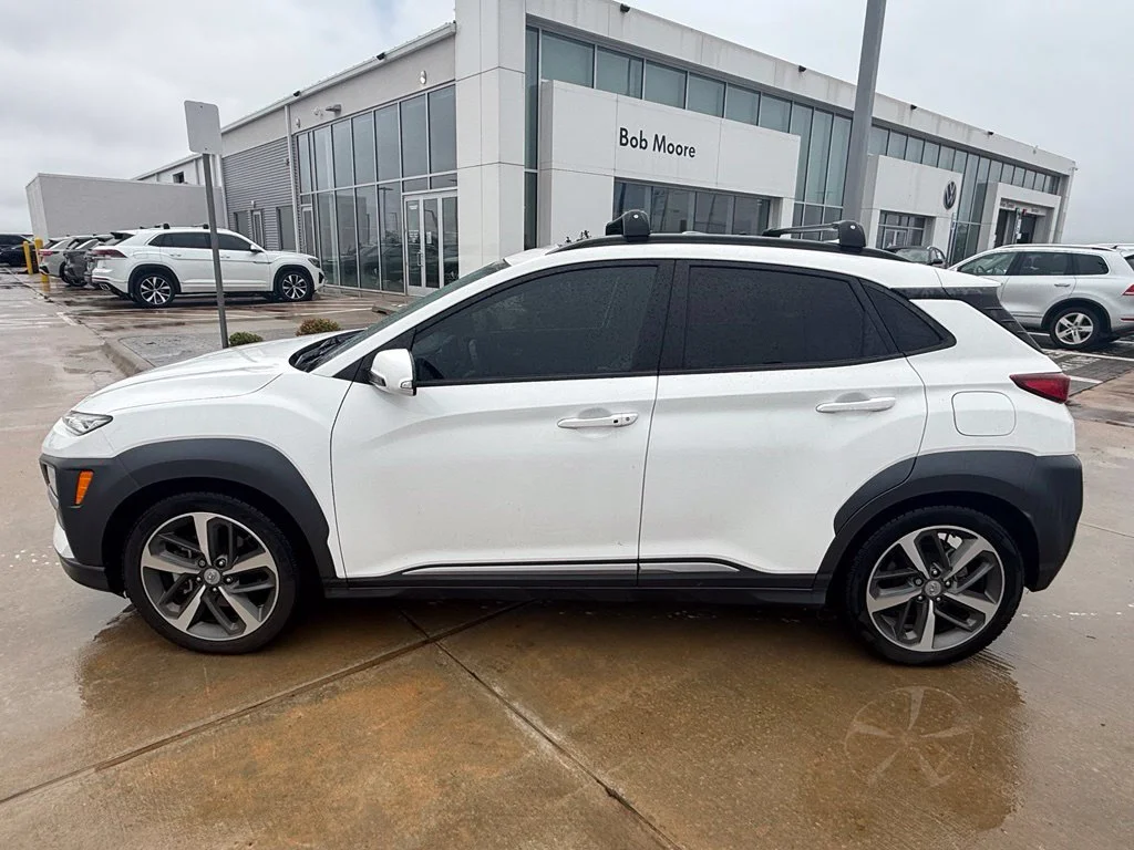Used 2021 Lunar Hyundai Ultimate image 2