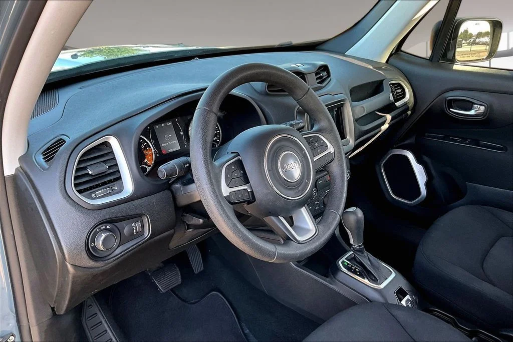 Used 2018 Gray Jeep Sport image 13