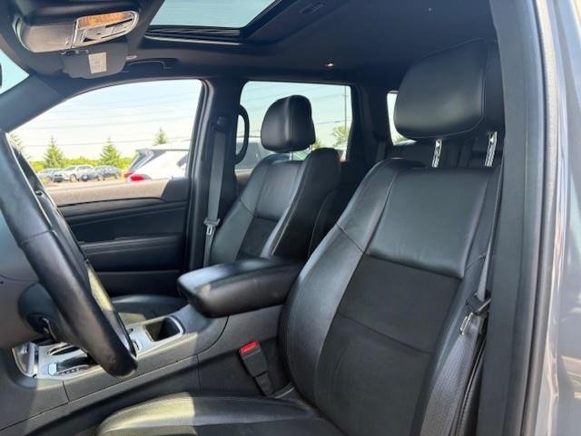 Used 2019 Sting-Gray Clearcoat Jeep Altitude image 6