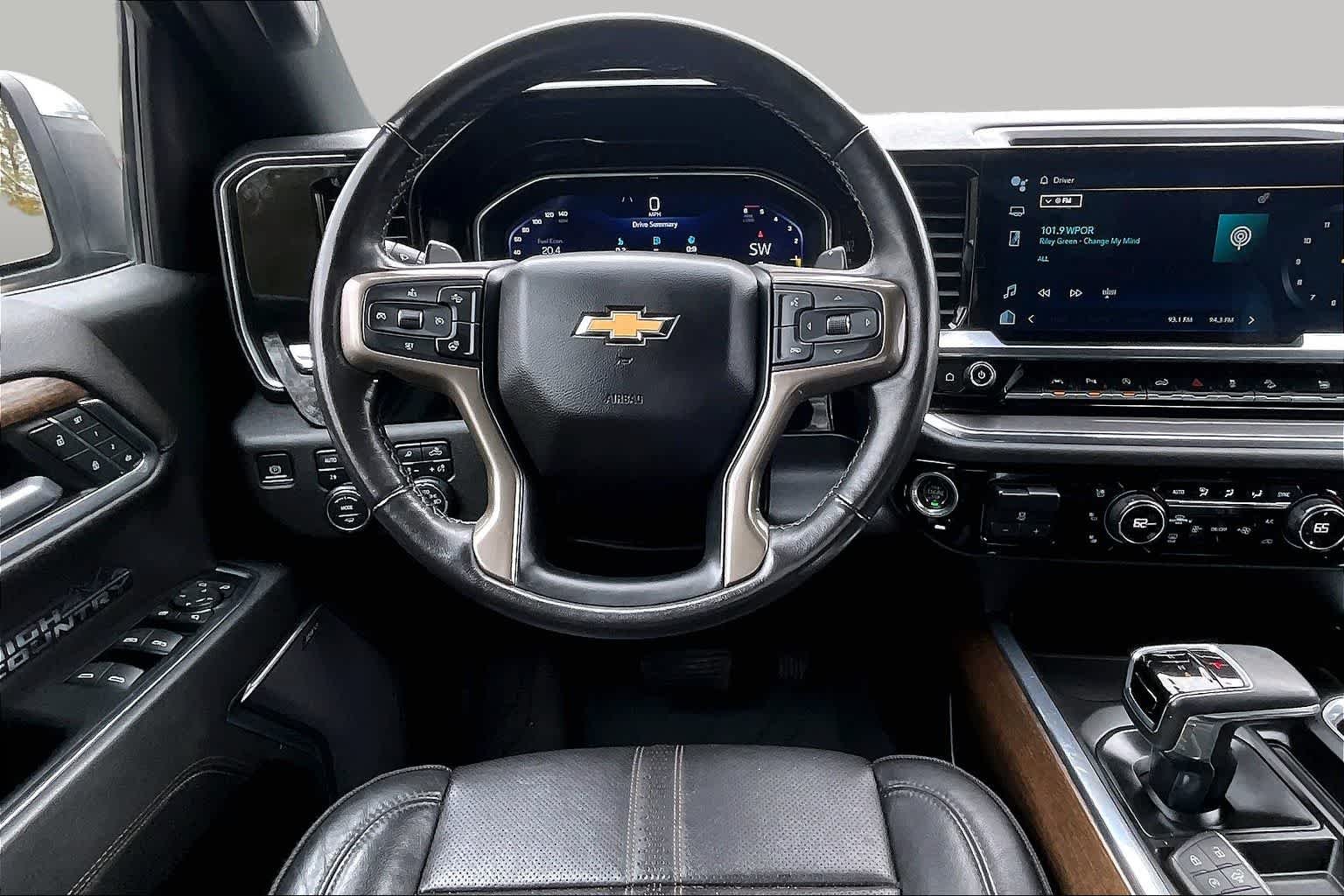 Used 2023 Dark Ash Metallic Chevrolet High Country image 6