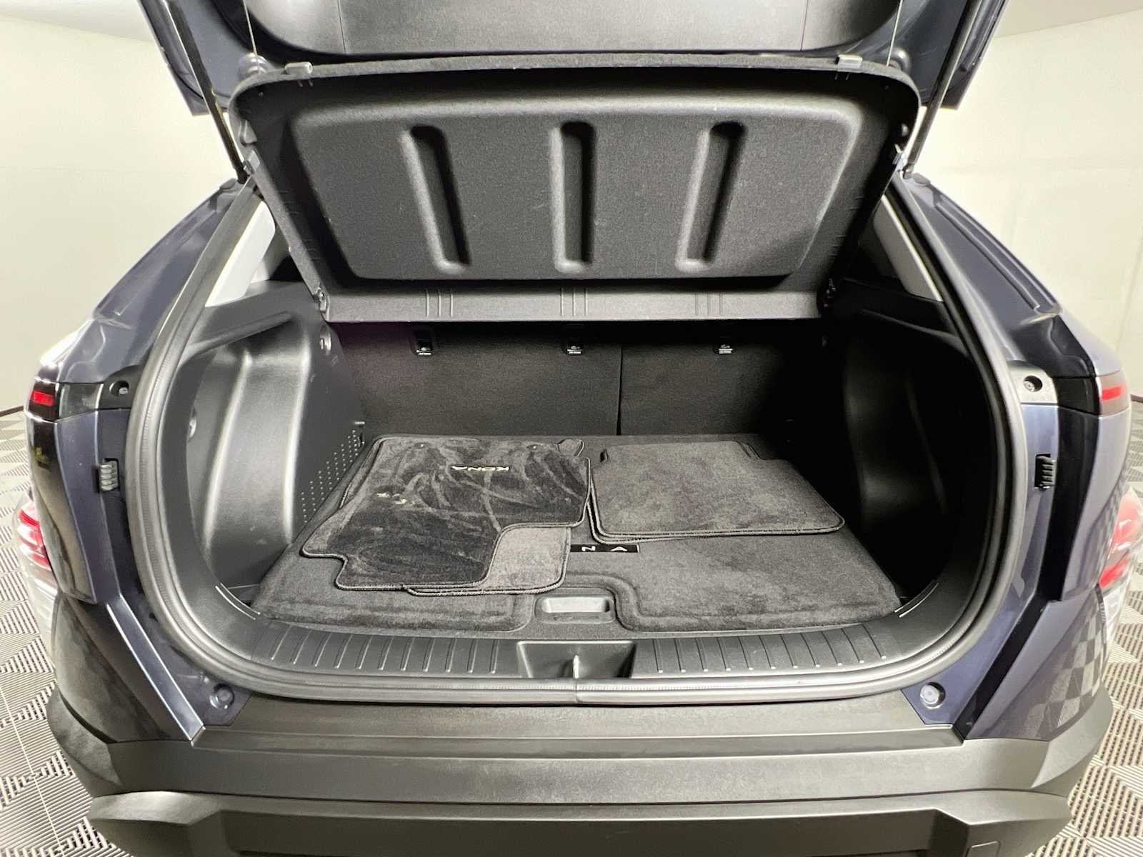 Used 2024 Denim Blue Pearl Hyundai SEL image 27