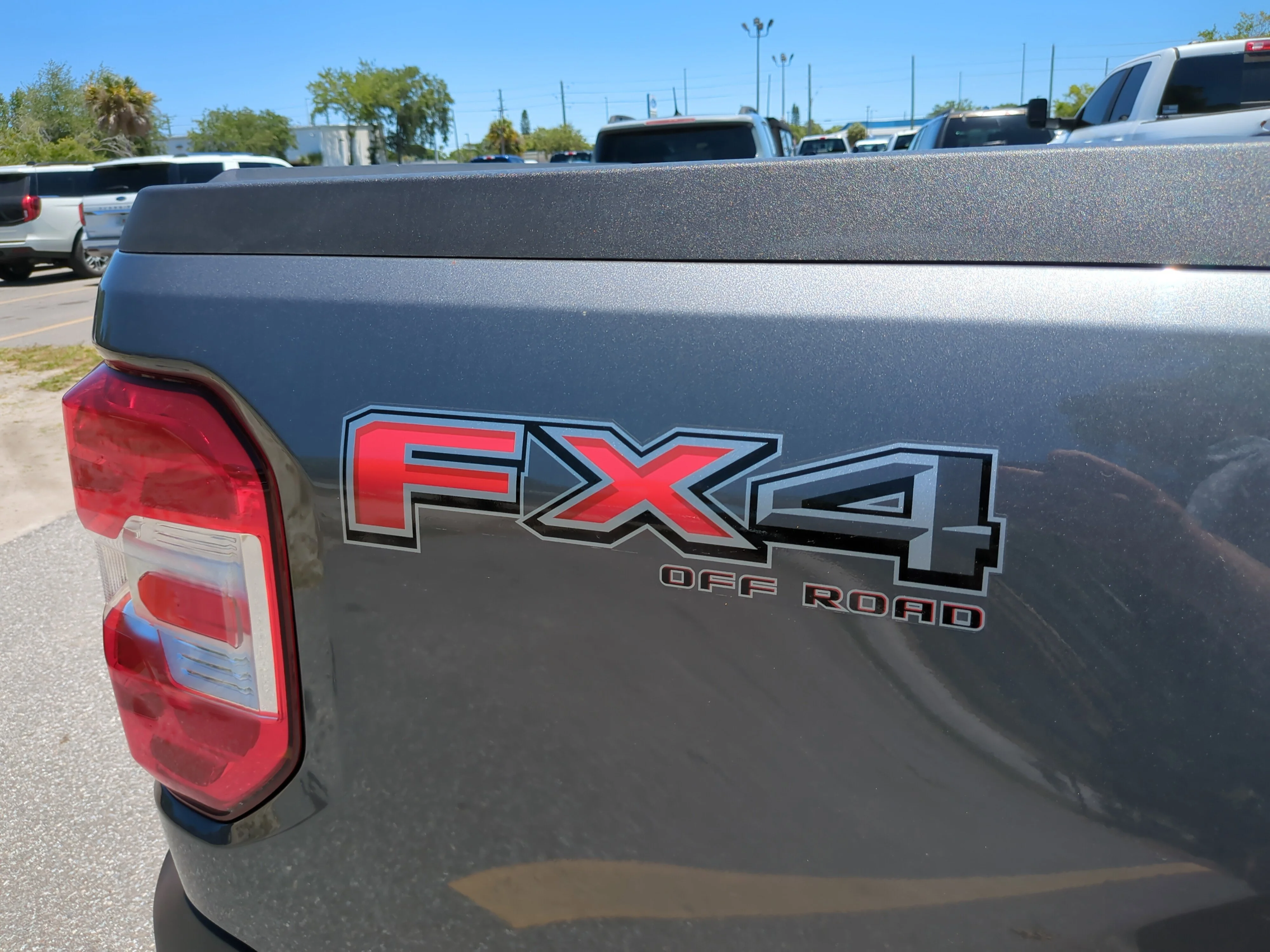 2025 Ford Maverick XLT - Photo 9