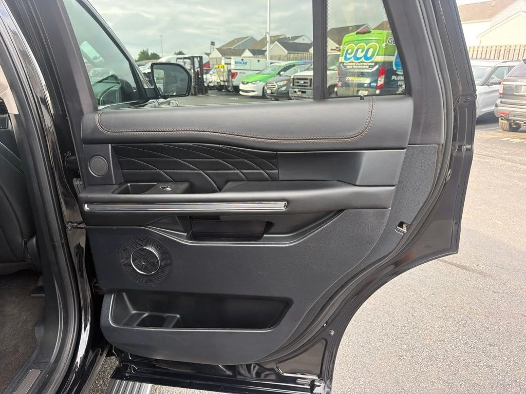 Used 2020 Black Ford Platinum image 49