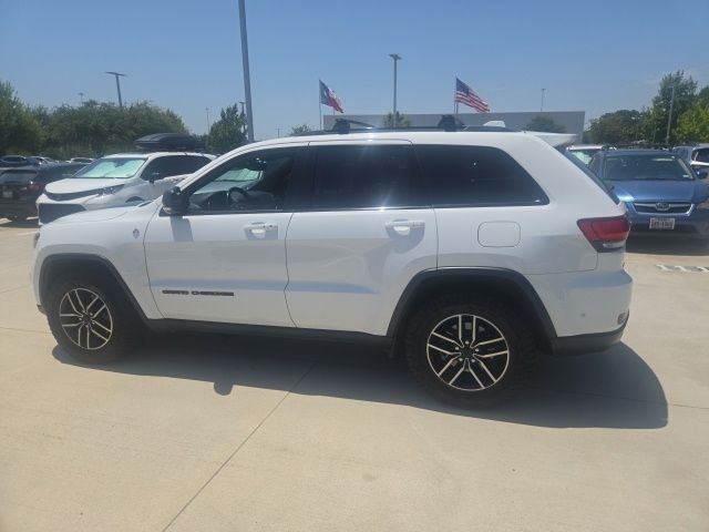 Used 2020 White Jeep Trailhawk image 5