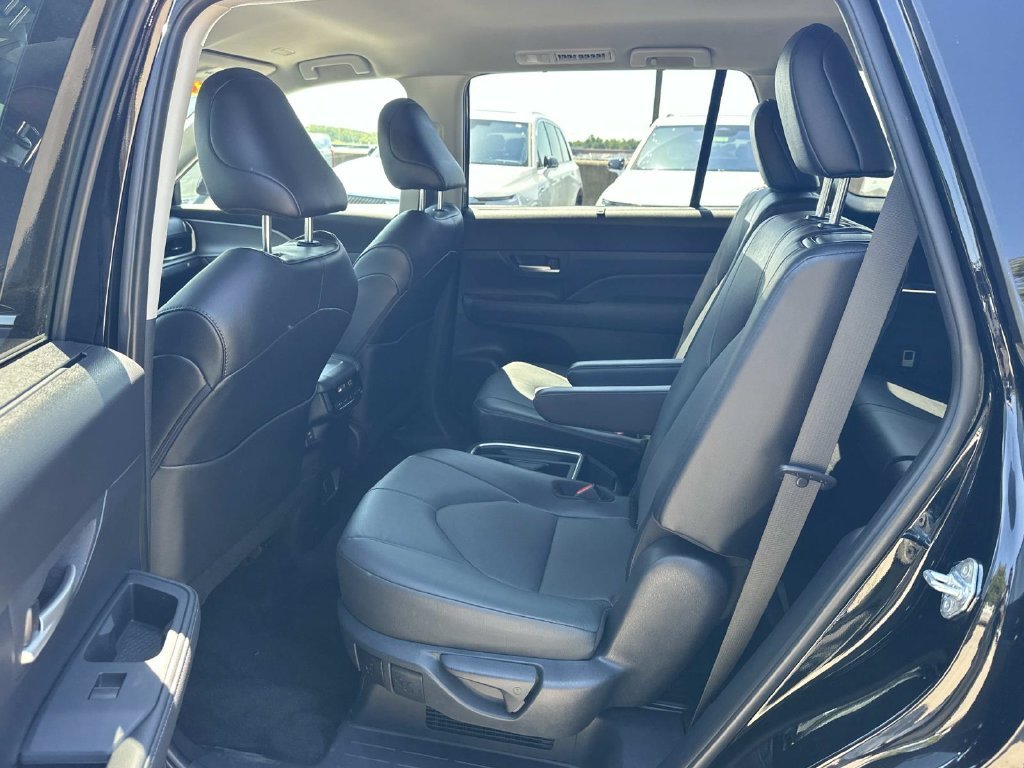 Used 2025 Black Toyota XLE image 16