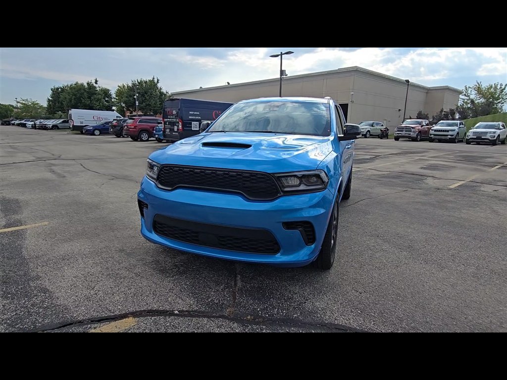 New 2027 B5 Blue Exterior Paint Dodge GT HEMI image 4