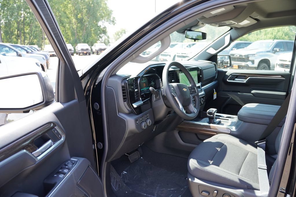 2026 Chevrolet Silverado 1500 LT - Photo 10