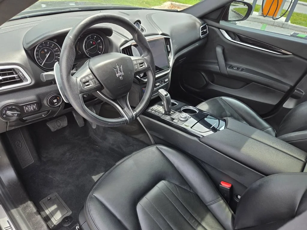 Used 2023 Nero Noctis Black Maserati Modena image 23