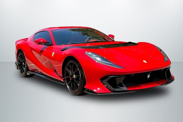 Pre-Owned 2022 Ferrari 812 Competizione