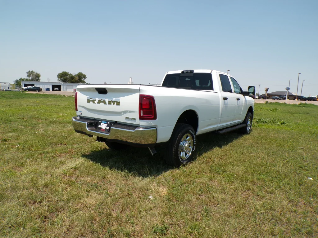 New 2026 Bright White Clear-Coat Exterior Paint RAM Tradesman image 4