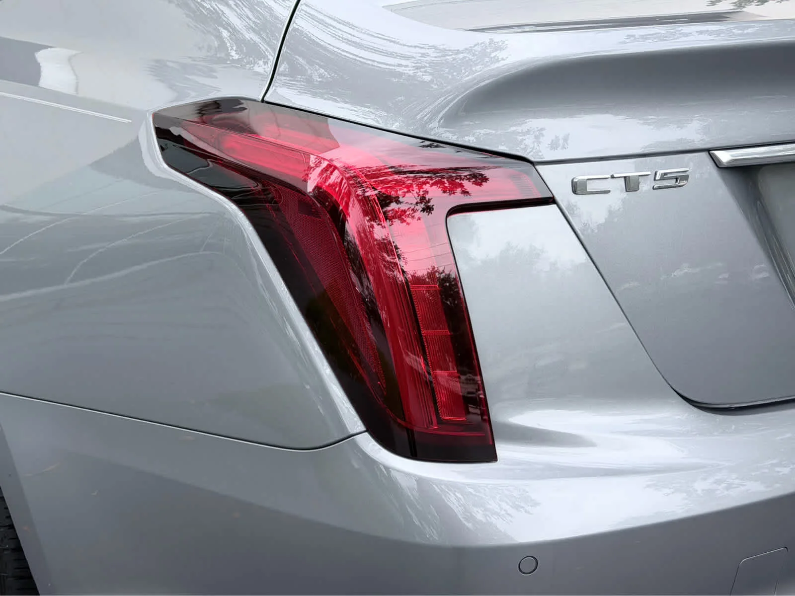 Used 2024 Argent Silver Metallic Cadillac Luxury image 11