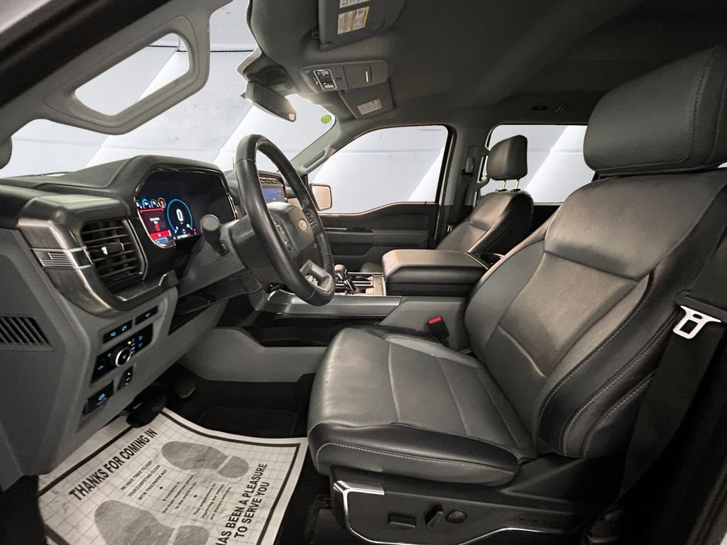 Used 2023 White Ford Lariat image 7