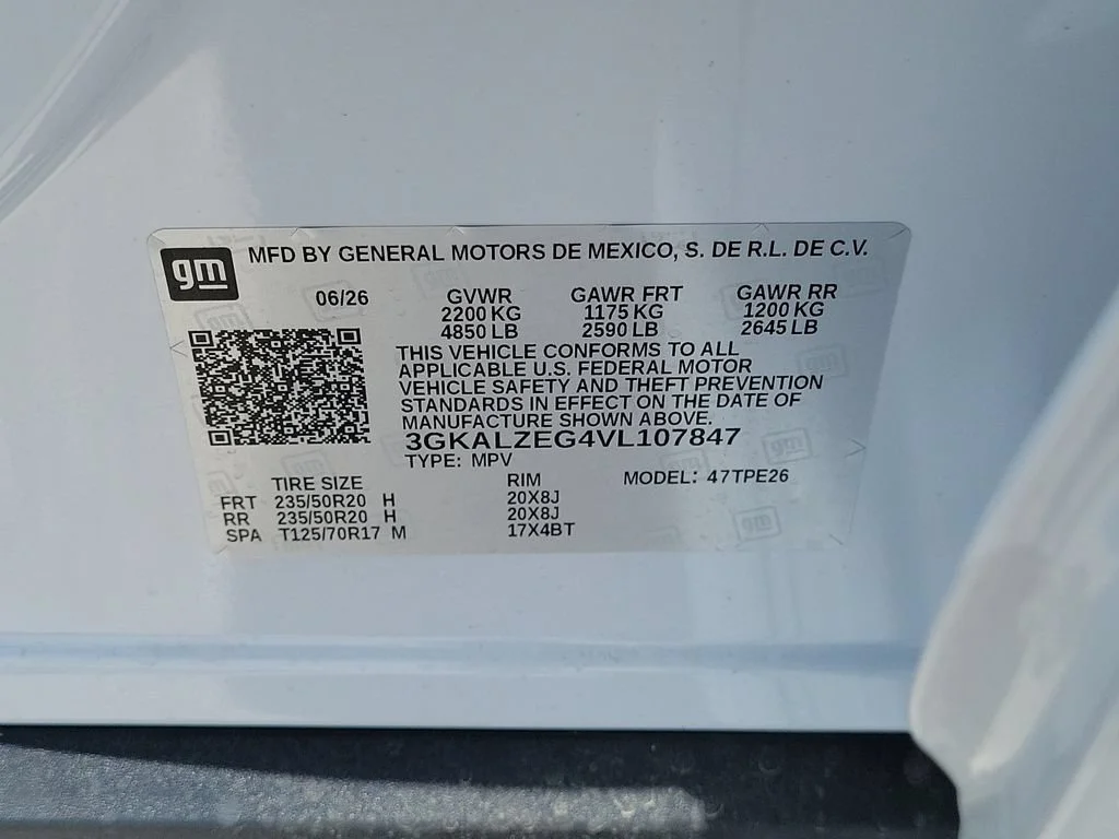 New 2027 Glacier White Tricoat GMC AWD Denali image 26