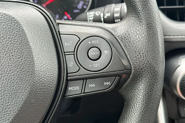 Used 2021 Red Toyota XLE image 28