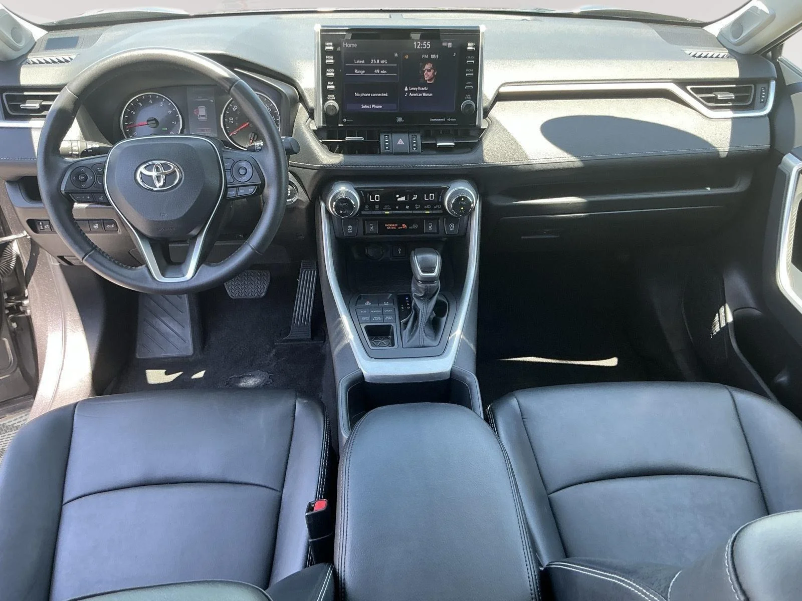 Used 2022 Magnetic Gray Metallic Toyota XLE Premium image 13