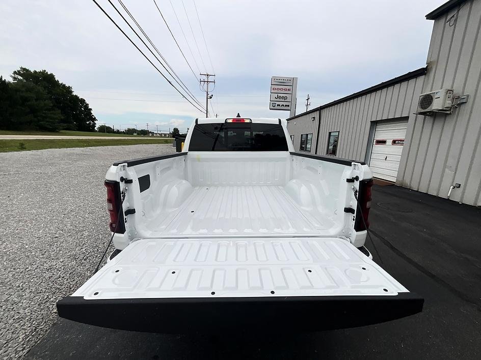 New 2026 Bright White Clearcoat RAM Big Horn/Lone Star image 6