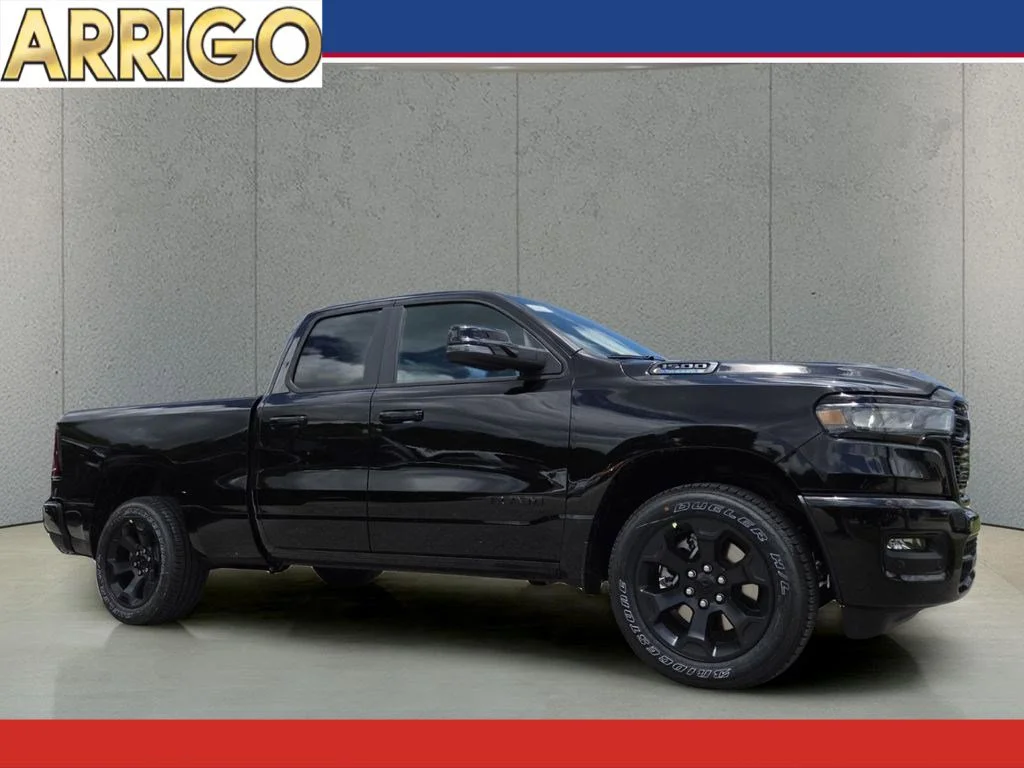 New 2026 Diamond Black Crystal Pearl-Coat Exterior Paint RAM Big Horn image 1
