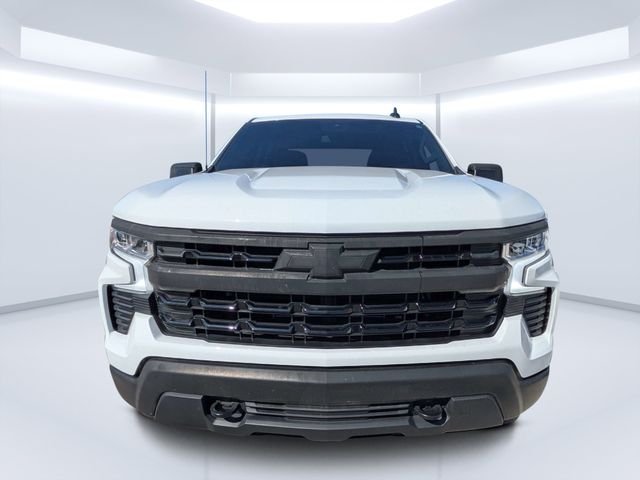 Used 2024 White Chevrolet LT image 8