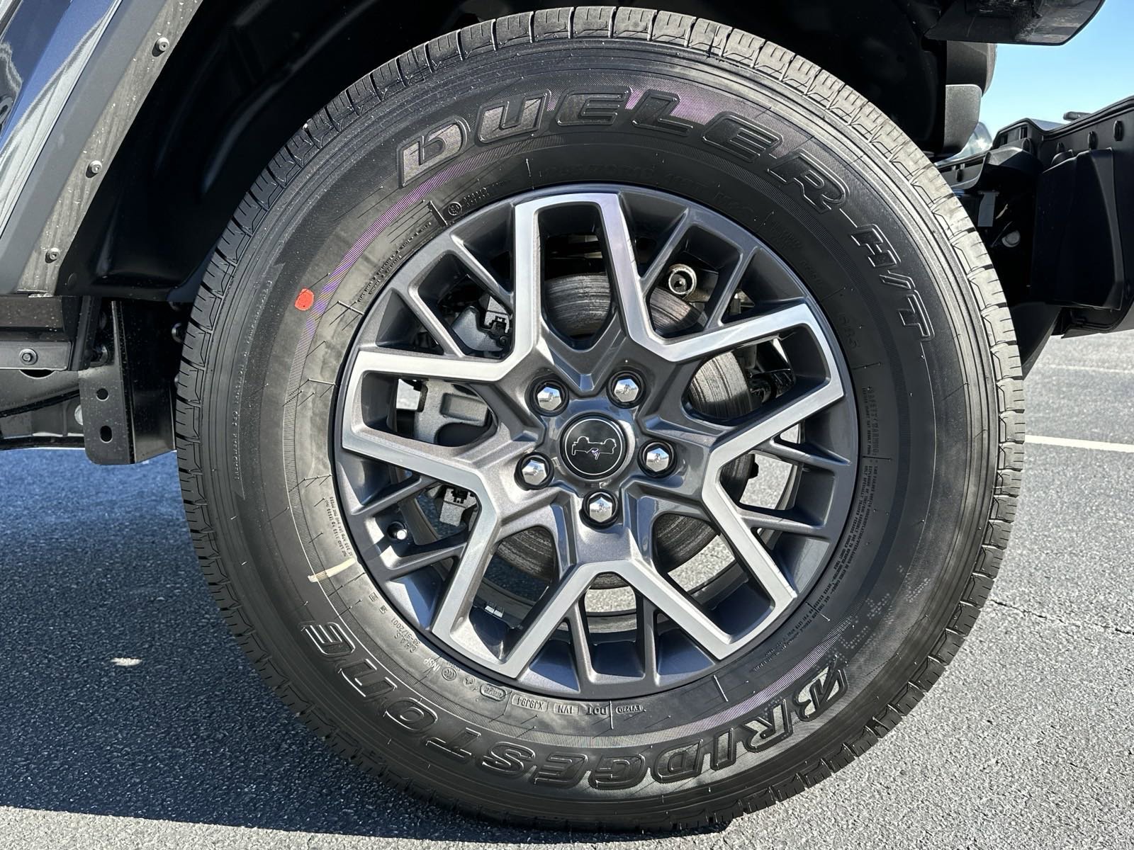 2025 Jeep Wrangler 4-Door Sahara - Photo 13