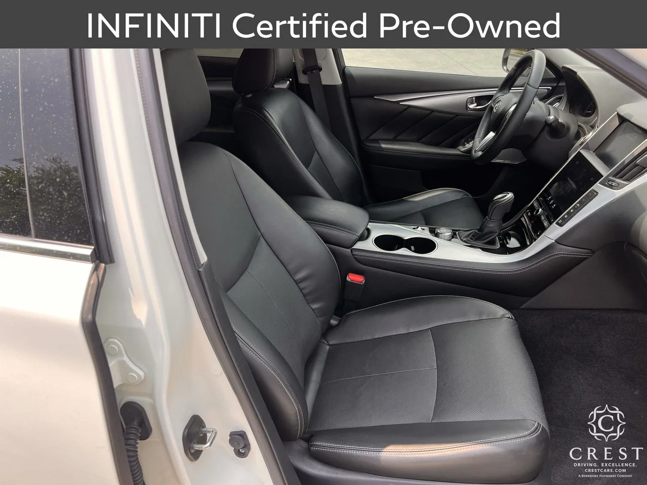 Certified Used 2023 Pure White INFINITI LUXE image 23