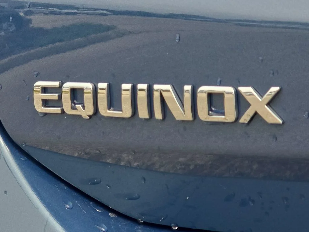 Used 2024 Blue Chevrolet Premier image 33