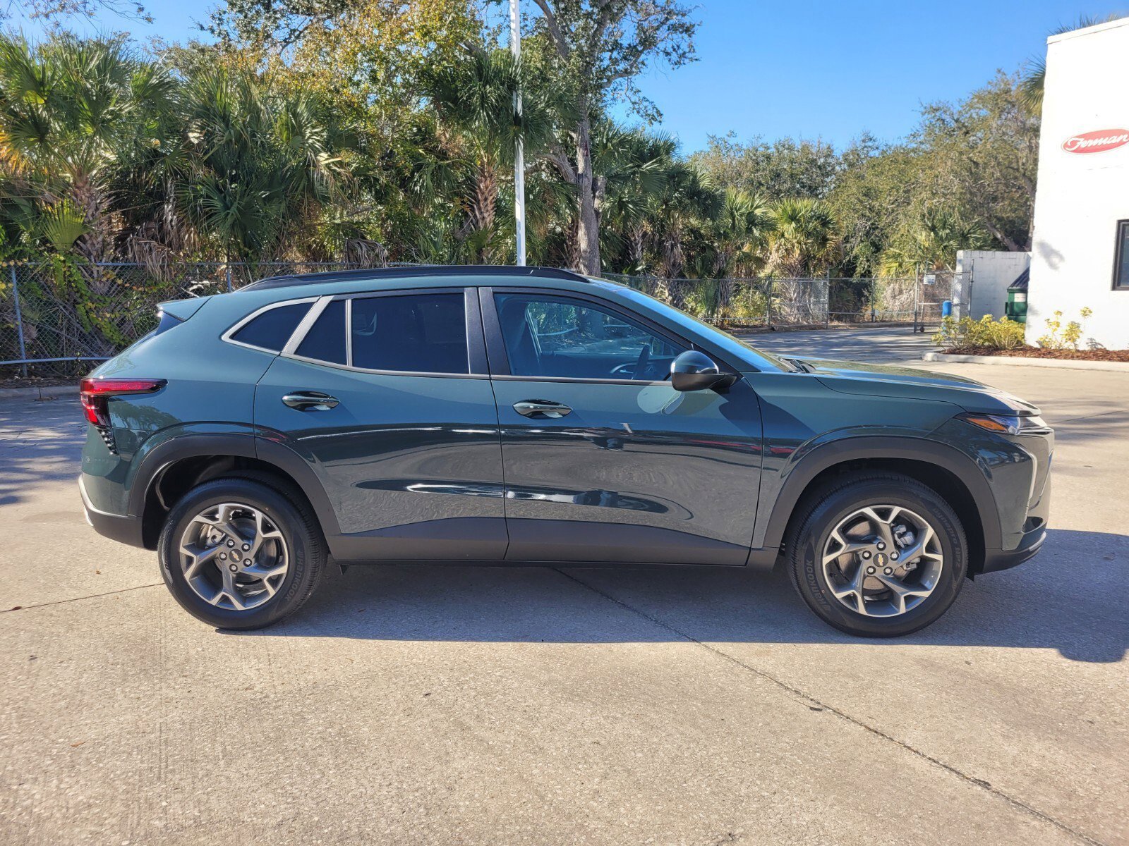 2026 Chevrolet Trax LT - Photo 8