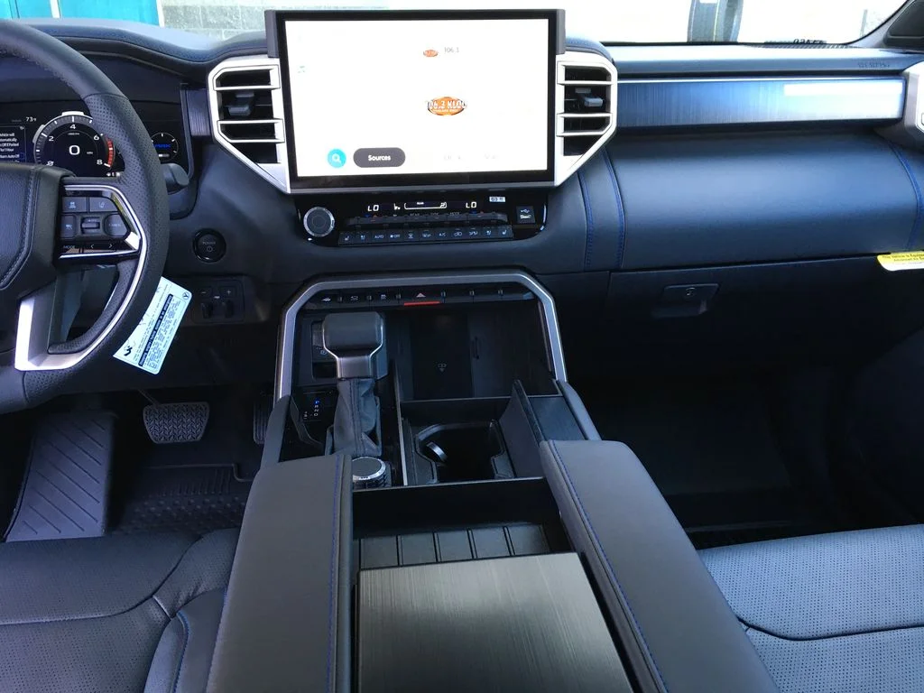New 2026 Lunar Rock Toyota Platinum image 26