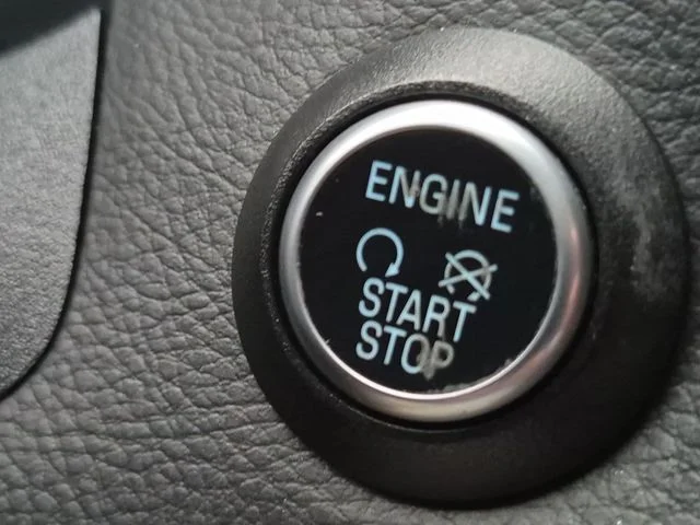 Used 2015 Red Ford Titanium image 17