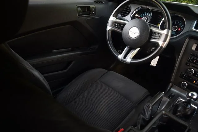 Used 2014 White Ford GT image 2