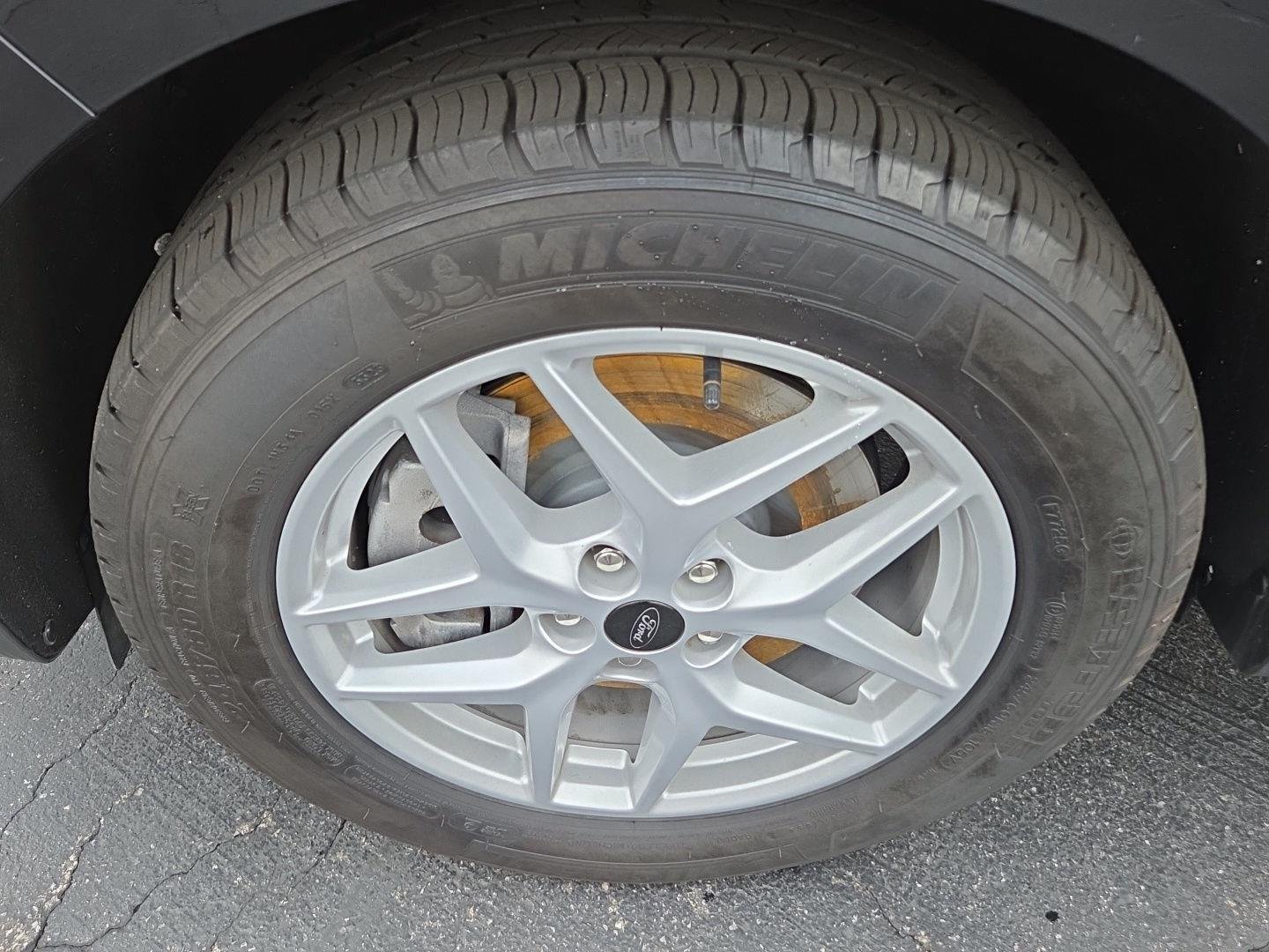 Used 2024 Agate Black Ford SEL image 7