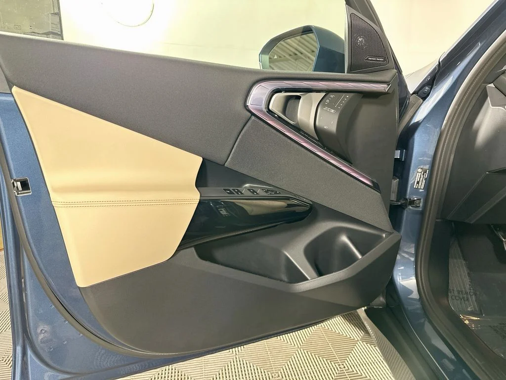 New 2026 Blue Metallic BMW 30 xDrive image 22