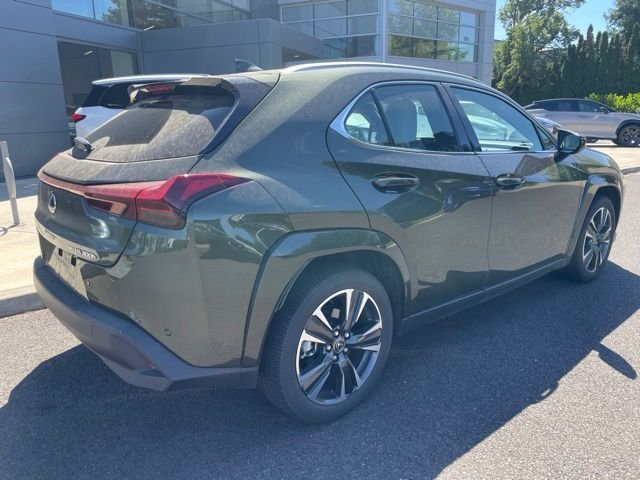 Certified Used 2025 Green Lexus 300h Premium image 5