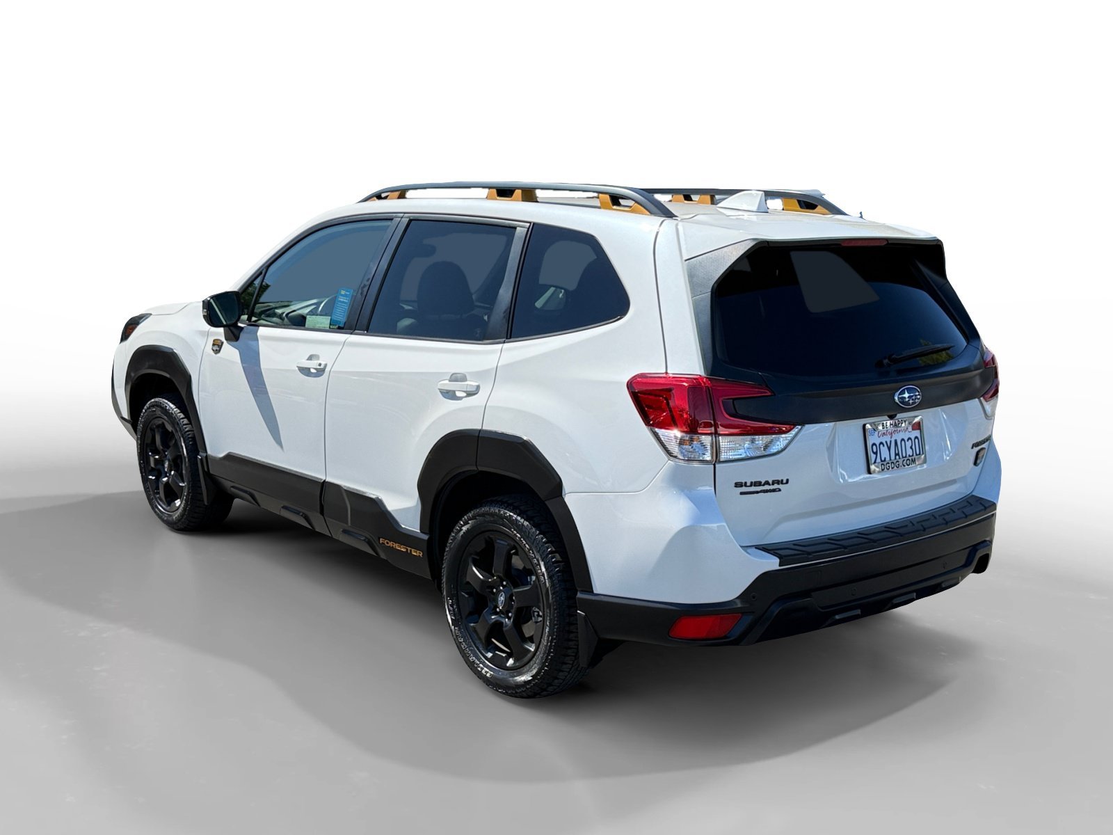 Used 2022 Crystal White Pearl Subaru Wilderness image 3