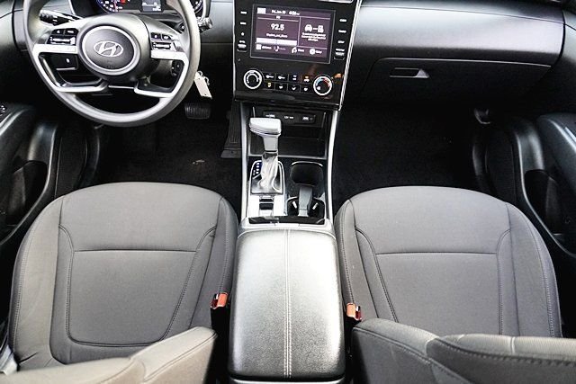 Used 2024 White Hyundai SE image 20