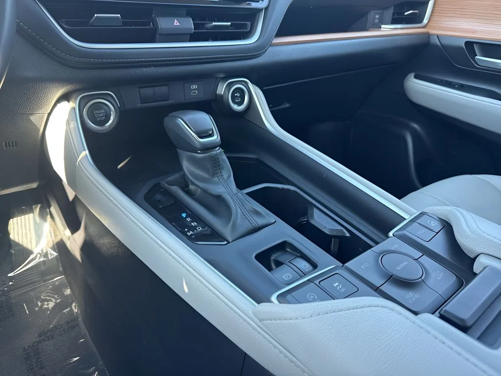 Used 2025 Blue Toyota Limited image 17